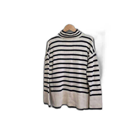 Ladies Lucky Brand Mock Neck Tunic Sweater (M) - Picture 2 of 3